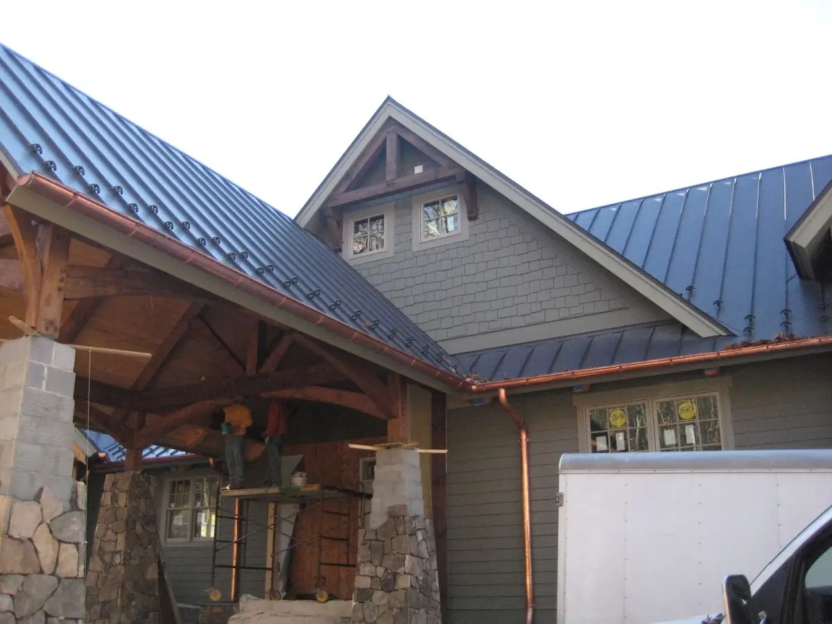 Craftsman Roofing team delivering quality roofing work in North Woodbury